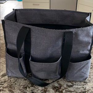 Zip-top organizing utility tote